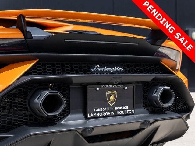 2023 Lamborghini Huracan Base